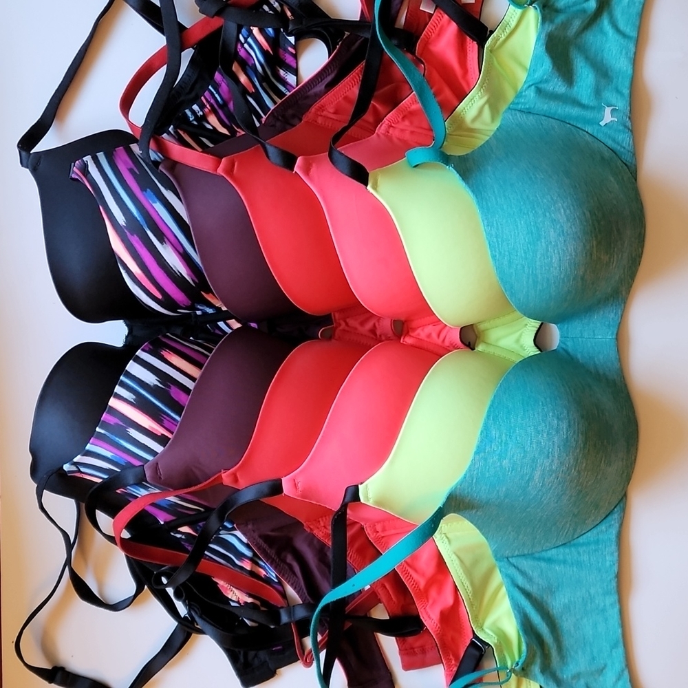 7 for $40 - PINK Victoria's Secret Bras